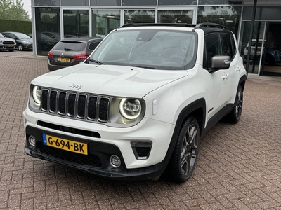 Jeep Renegade 1.3T Limited / Trekhaak / Panoramadak / Camera / Leder / Navigatie / 19'' / Stuurverwarming / Keyless / Cruise Control