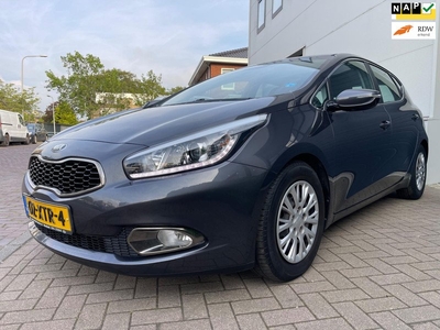 Kia Cee'd 1.6 GDI Plus Pack/Navi/Led/Cruise-c/Camera/PDC/1eigenaar/Aux/Trekhaak