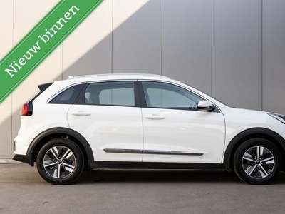 Kia Niro | 1.6 GDI PHEV | DynamicLine | Winterpack | Achteruitrijcamera | 16'' LM Velgen |