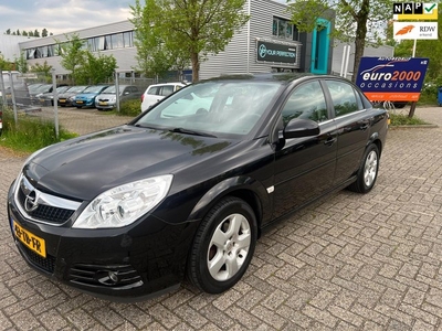 Opel Vectra 1.8-16V Business - TREKHAAK - NIEUWE APK - PDC !