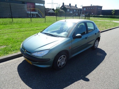 Peugeot 206 1.4 XT