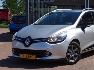 Renault Clio Estate 0.9 TCe Night&Day | Navigatie | Elek. pakket | Vol opties | PDC | Trekhaak | Inruil mogelijk