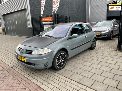 Renault Mégane 1.6-16V Privilège Luxe Airco NAP APK