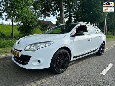 Renault Mégane Estate 1.4 TCe Bose uitvoering