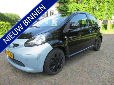 Toyota Aygo 1.0-12V Stuurbekrachtiging Zeer Zuinige Auto