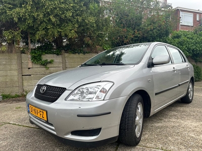 Toyota Corolla 1.6 VVT-i Linea Terra Airco Navigatie Dealer OH! Nieuw APK!