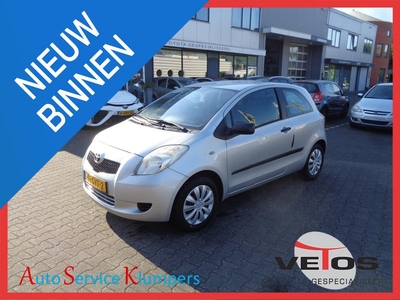 Toyota Yaris 1.0 VVTi ** nieuwe apk **