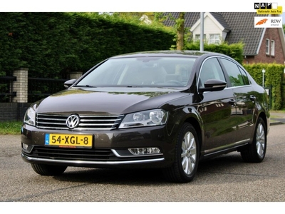 Volkswagen Passat 1.4 TSI Comfort Executive Line BlueMotion