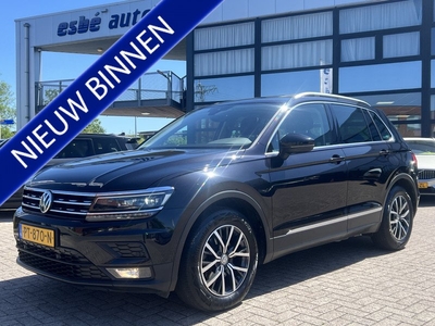 Volkswagen Tiguan 1.4 TSI Comfortline Business Trekhaaak Panoramadak Led Koplampen ACC Extra Getint Glas Carplay DAB Stoelverwarming NL Auto