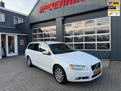 Volvo V70 2.0 D3 Momentum / 5 cilinder / Automaat / Perfecte auto ! .