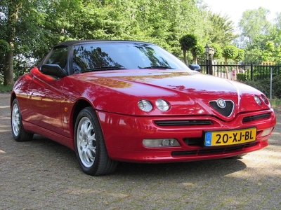 Alfa Romeo Spider Benzine