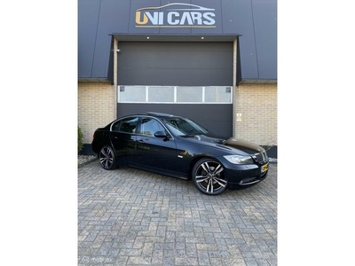 BMW 3-serie 325iDakjeStoelverwarmingPDC19 INCH