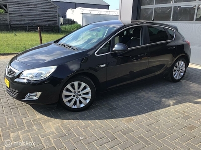 Opel Astra Benzine