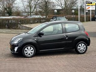 Renault TWINGO 1.2-16V Authentique,bj.2011,kleur:zwart,NAP met 163742 km.en APK tot 10/2024, zuinige auto met stuurbekrachtiging.