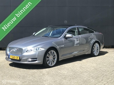 Jaguar XJ 2.0T Premium Luxury I Pan-roof I Xenon I Leer I