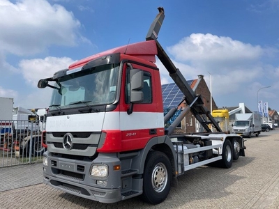 Mercedes-Benz Actros 2641 Actros 2641L 6x2 VDL 20 ton