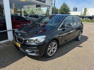 BMW 2 Serie Active Tourer 220i Luxury (bj 2015, automaat)