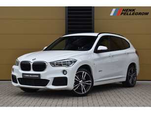 BMW X1 xDrive20i Centennial High Executive * M Sportpakket * Head-up * Harman Kardon * LED * Keyless *