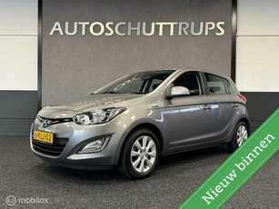 Hyundai i20 1.2i i-Motion 5 DEURS / AIRCO / LED / NAP / LMV