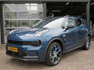 Lynk & Co 01 1.5 Plug in Hybrid 262pk / Pano.dak / 360