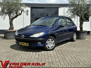 Peugeot 206 1.6 XT Nieuwe APK!