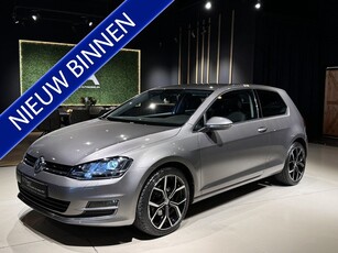 Volkswagen Golf 1.4 TSI Highline NaviXenonCarplayPDC