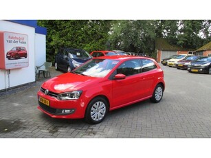 Volkswagen POLO 1.4-16V Highline