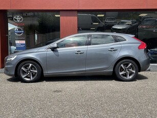 Volvo V40 2.0 T2 R-Design Nav Climate Led Trekhaak!