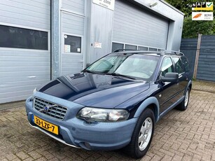 Volvo V70 Cross Country 2.4 T-Leer-Airco-Cruise-Trekhaak-APK