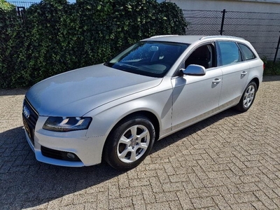 Audi A4 Avant 1.8 TFSI Pro Line business (bj 2012)