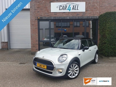 MINI Cooper 1.5 Salt NAVI Parkeer ASS. Stoelver CLIMA CRUIS