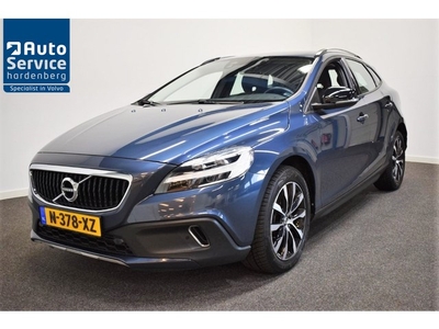 Volvo V40 Cross Country T3 153pk AUT6 Momentum/ Airco/