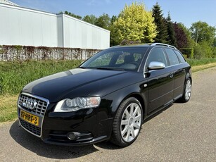 Audi A4 Avant 4.2 V8 S4 quattro / AUTOMAAT / RECARO / NAVI