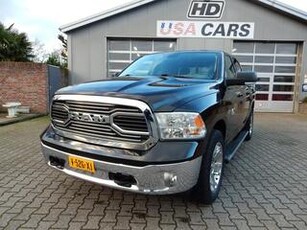 Dodge 1500 Ram 5.7 V8 4x4 Crew Cab 5'7 Classic Aut.