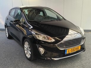 Ford Fiesta 1.0 EcoBoost ST-Line + afneembare trekhaak uit