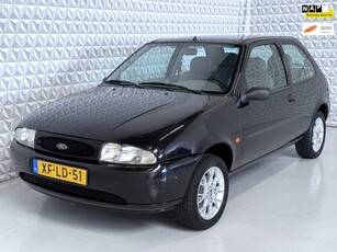 Ford Fiesta 1.3-16V Forza Stuurbekrachtiging + Radio/cd