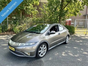 Honda Civic 1.8 Executive ZO INGERUILD DUS ZO WEG PRIJSJE