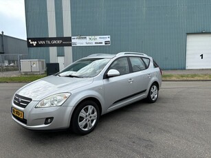 Kia cee'd Sporty Wagon 1.6-16V X-ecutive 127 PK.