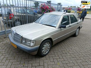 Mercedes-Benz 190-serie 2.0 E