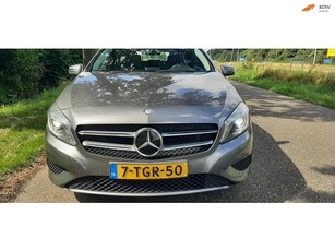 Mercedes-Benz A-klasse 180 4U3 dealer auto veel extras