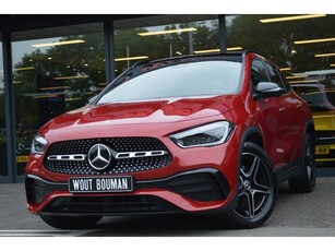 Mercedes-Benz GLA 250 e AMG Led Panorama Widescreen Sfeer