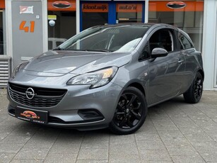 Opel Corsa 1.2 3Drs Black Edition Navigatie Cruise LM