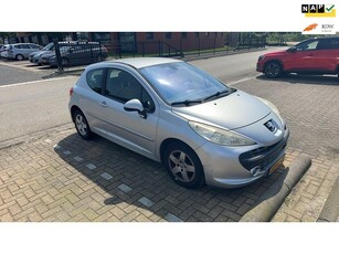 Peugeot 207 1.4-16V XS Pack