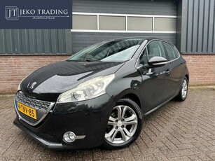 Peugeot 208 1.4 VTi Allure Clima / Cruisecontrol