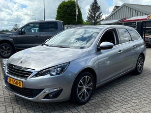 Peugeot 308 SW 1.2 Benzine Automaat 2016 Xenon Trekhaak Pano