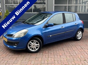 Renault Clio 1.2-16V Team Spirit