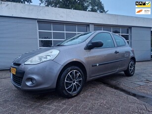 Renault Clio 1.2 Expression ( A.P.K. tot okt. 2025)