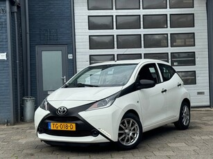 Toyota Aygo 1.0 VVT-i X-Fun Elek-Pakket Airco LMV