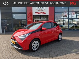 Toyota Aygo 1.0 VVT-i x-play x-shift