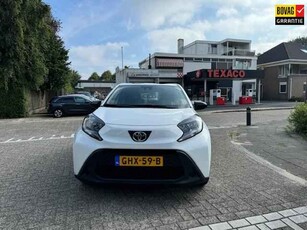 Toyota Aygo X 1.0 VVT-i MT play